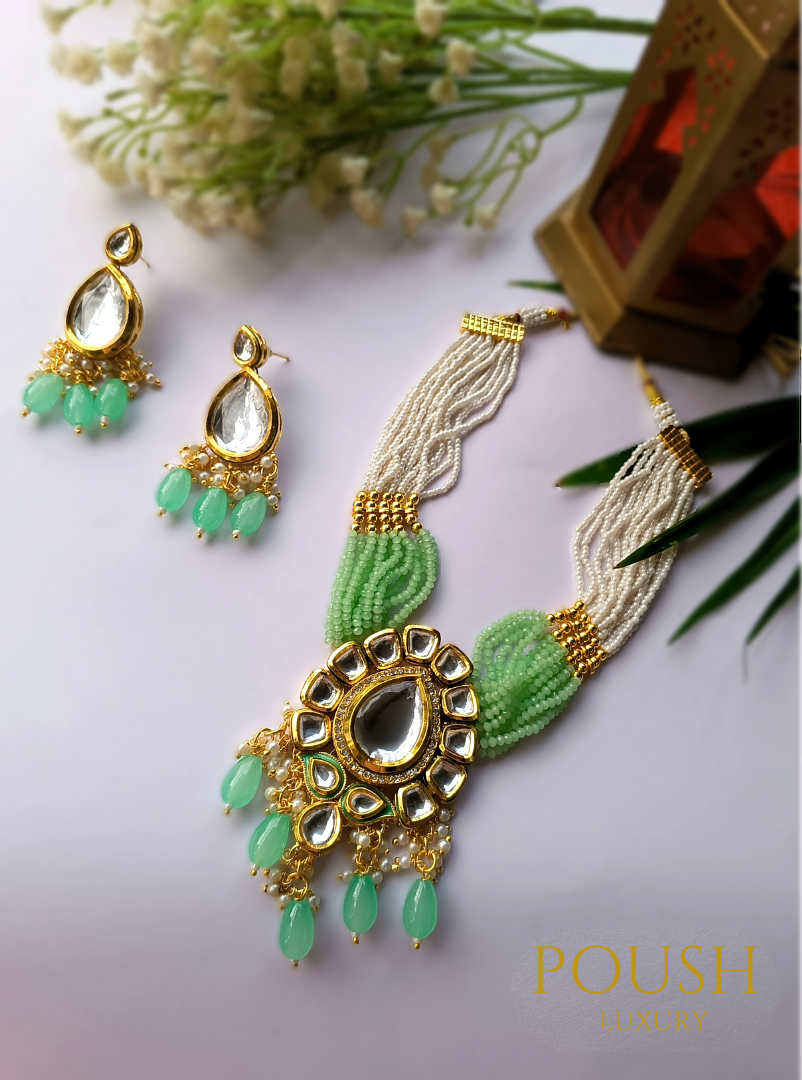 POUSH LUXURY Kundan Droplet Mint Green Choker